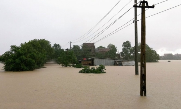 Tin lũ khẩn cấp trên các sông ở Hà Tĩnh, Quảng Bình và Nghệ An 